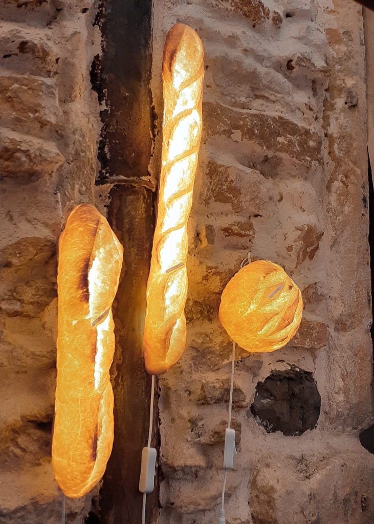 Bread lamps